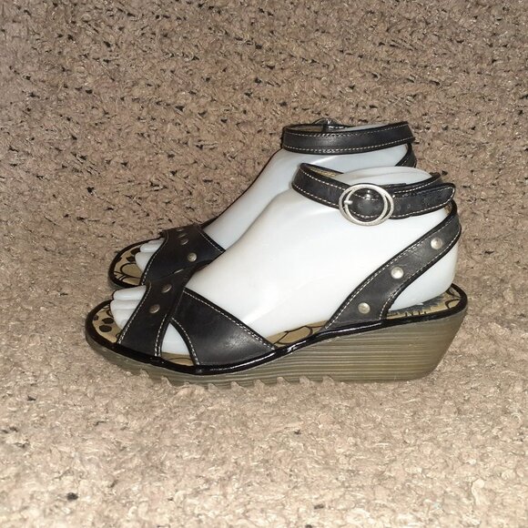 FLY LONDON-Black Studded Leather-Ankle Wrap Strap-Wedge-Sz 37-Excellent - Picture 2 of 7